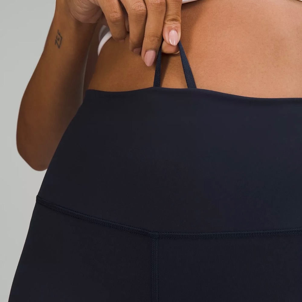NWT Lululemon Wunder Train High-Rise Short 8" - True Navy - Picture 4 of 8